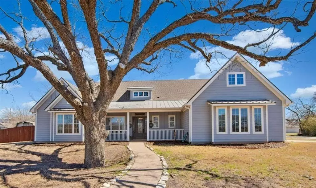 Lorena, TX 76655,105 S McBrayer Street