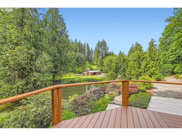 Newberg, OR 97132,26020 SW HEATON CREEK DR