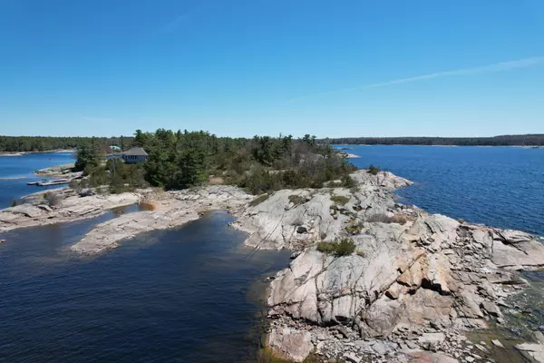 Georgian Bay, ON P0E 1E0,4 Island 1210 N/A