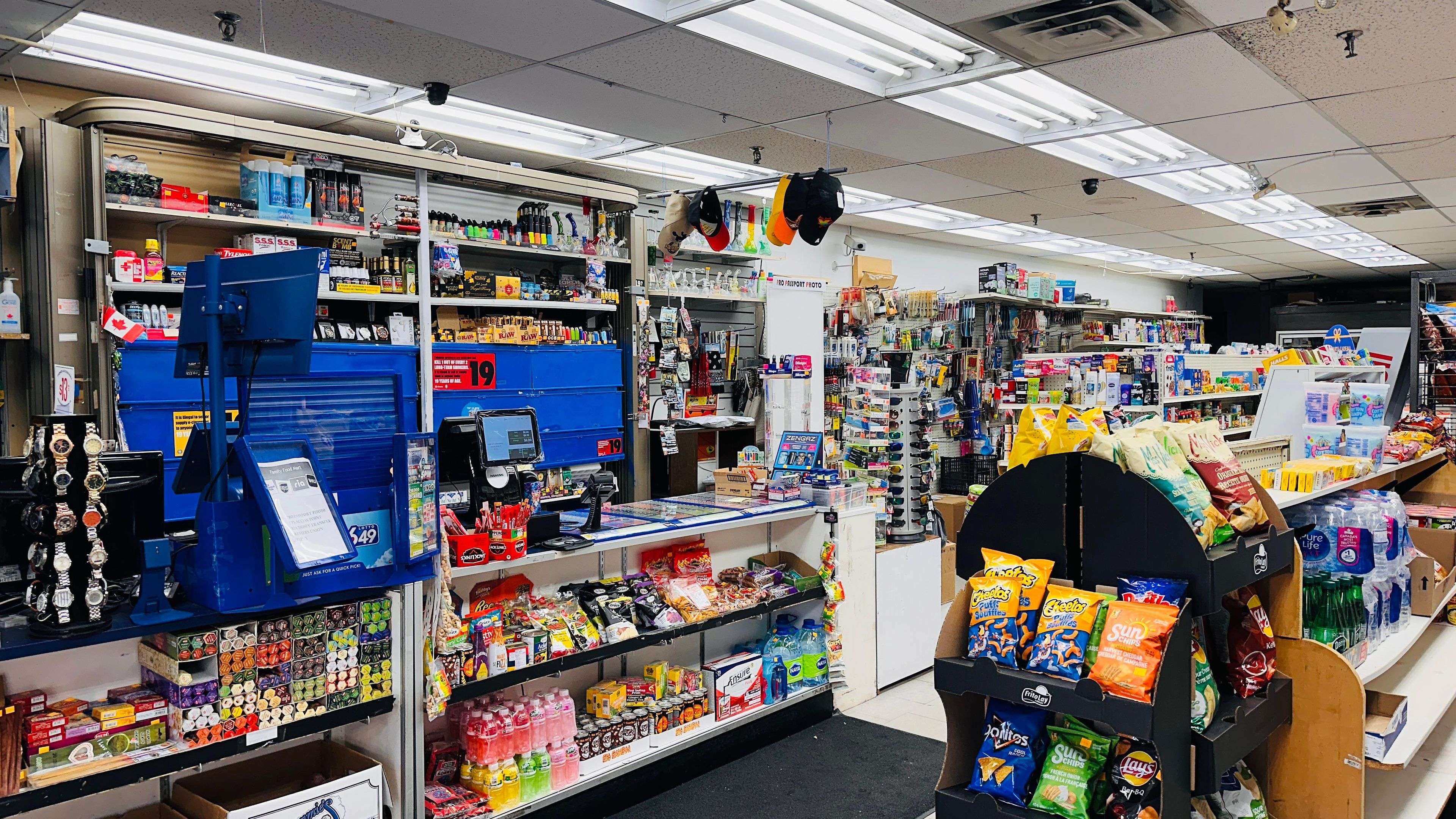 Toronto W04, ON M6M 5E2,4- 2468 Eglinton AVE W