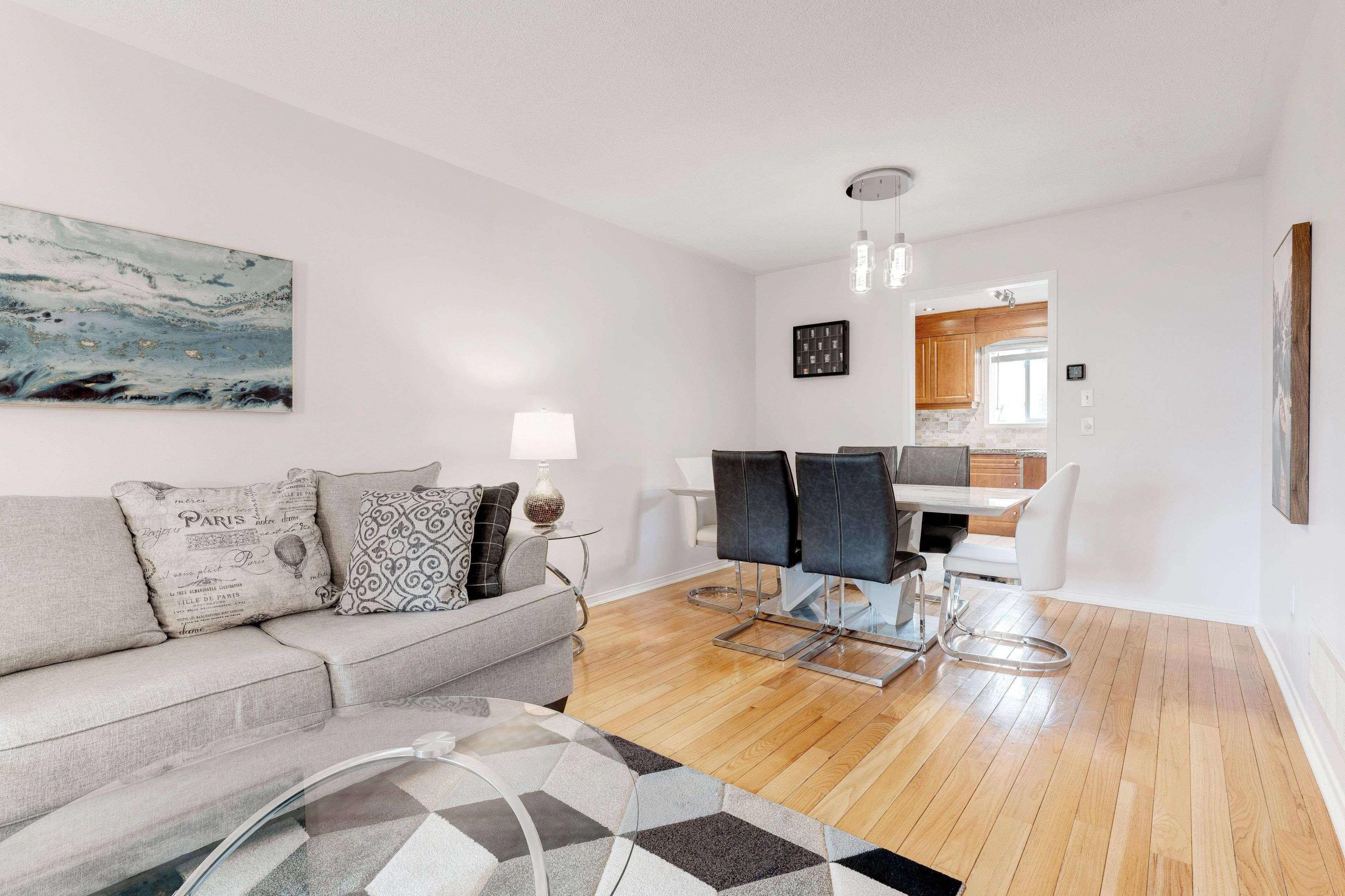 Mississauga, ON L5N 7V6,3806 Windhaven DR