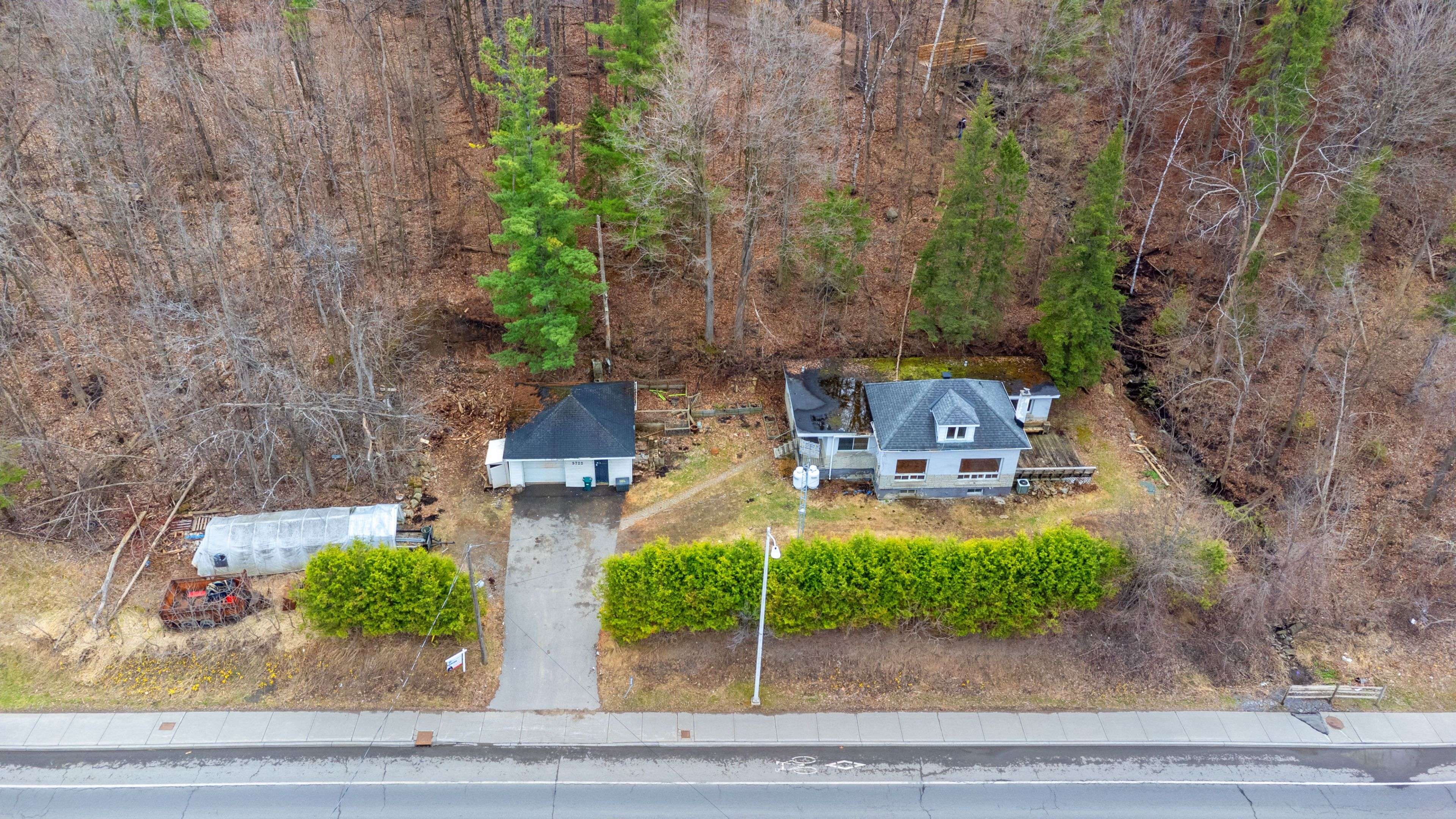 Orleans - Cumberland And Area, ON K4A 0Z5,3722 St Joseph BLVD