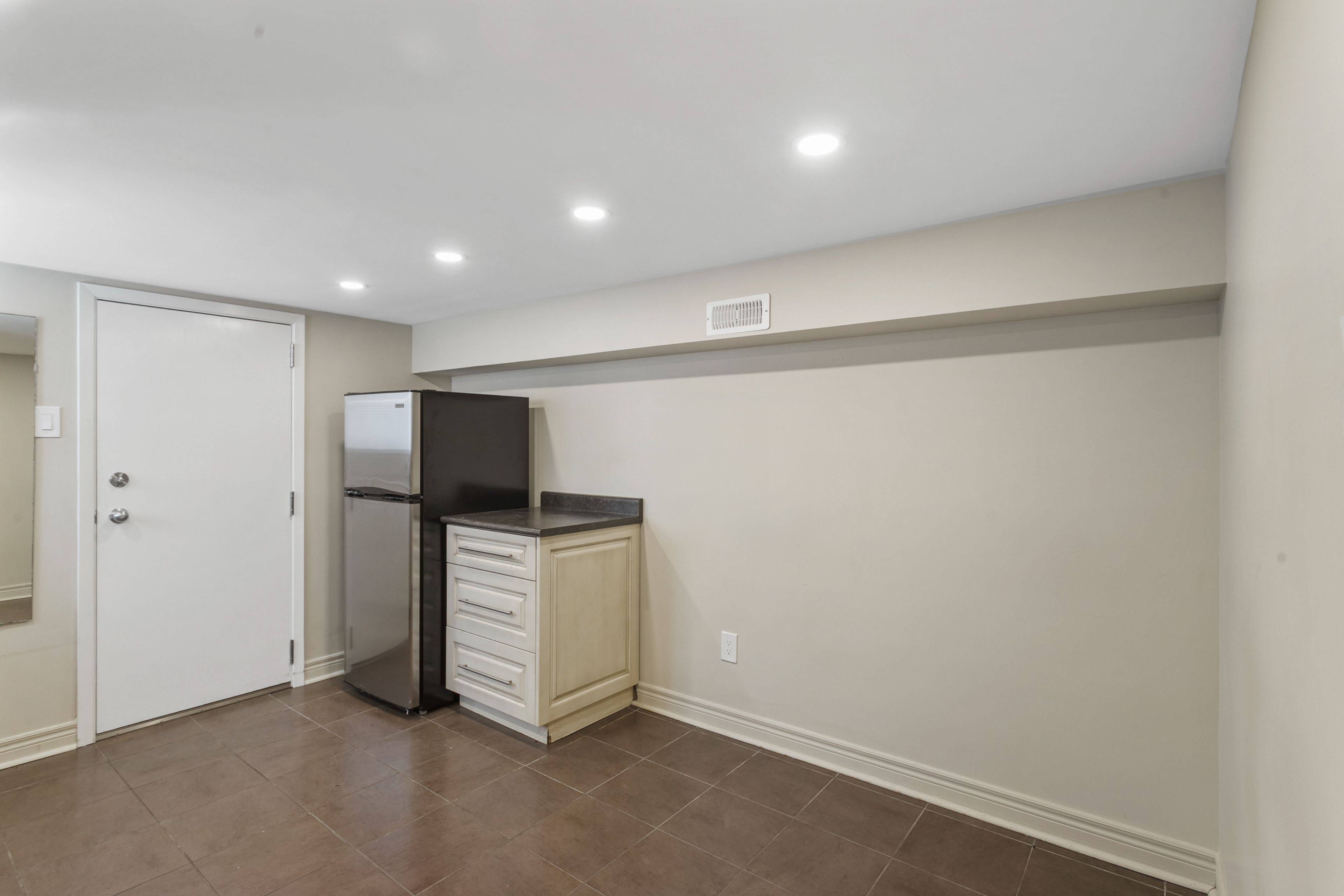 Toronto W03, ON M6H 3X7,1042 St Clarens AVE #Basement