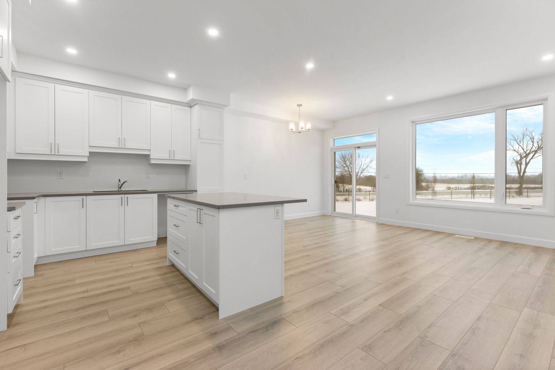 Loyalist, ON K7N 0E9,220 Dr Richard James CRES