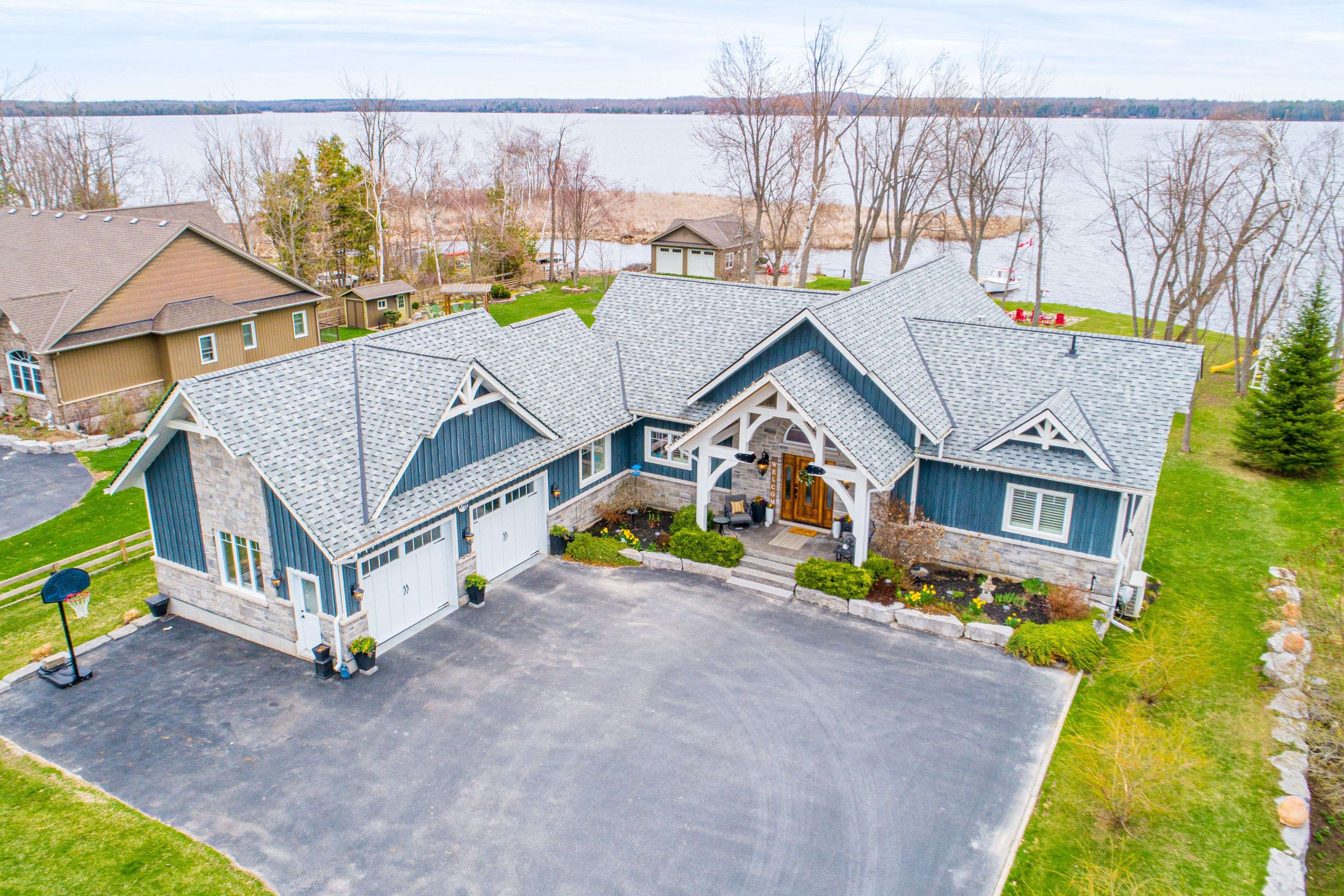 Kawartha Lakes, ON K0M 1A0,56 Falls Bay RD