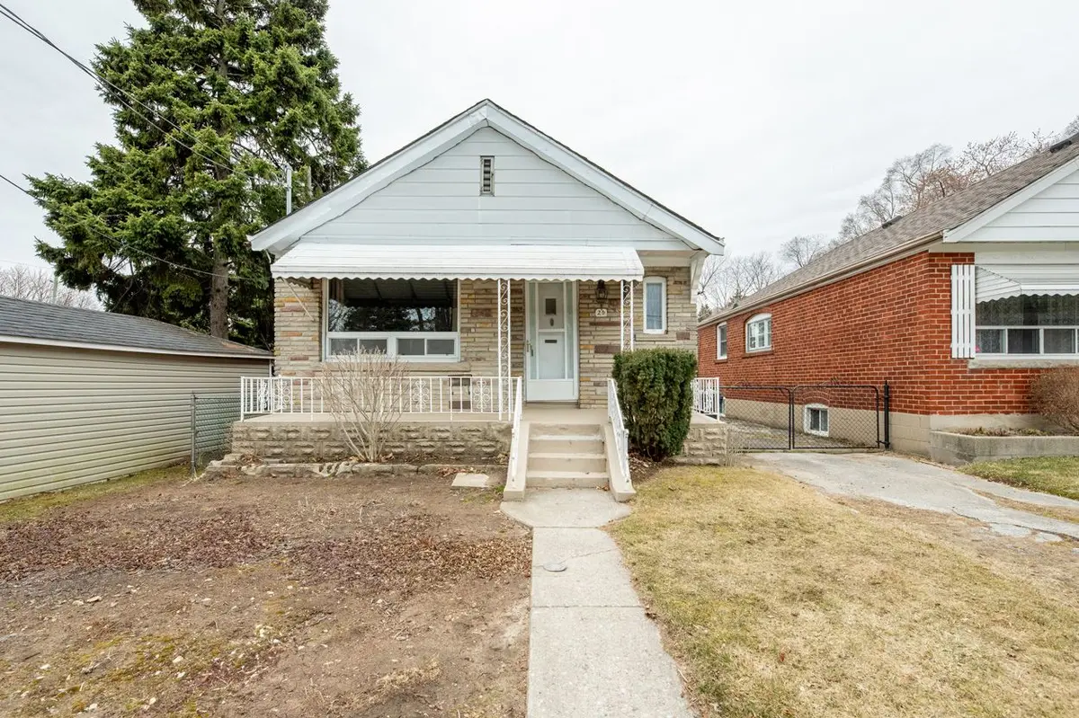 Toronto E06, ON M1N 3H9,24 Phenix DR