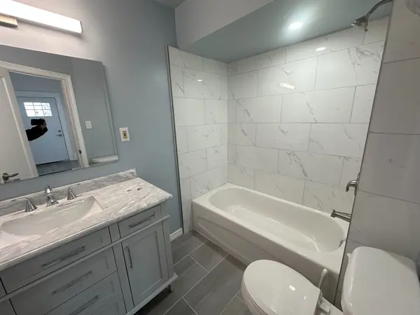 Barrie, ON L4M 2N9,47 Grove ST E