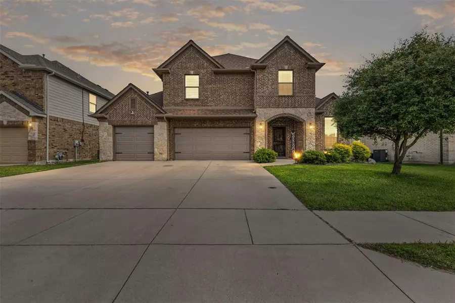 6953 Bent Spur Drive, Fort Worth, TX 76179