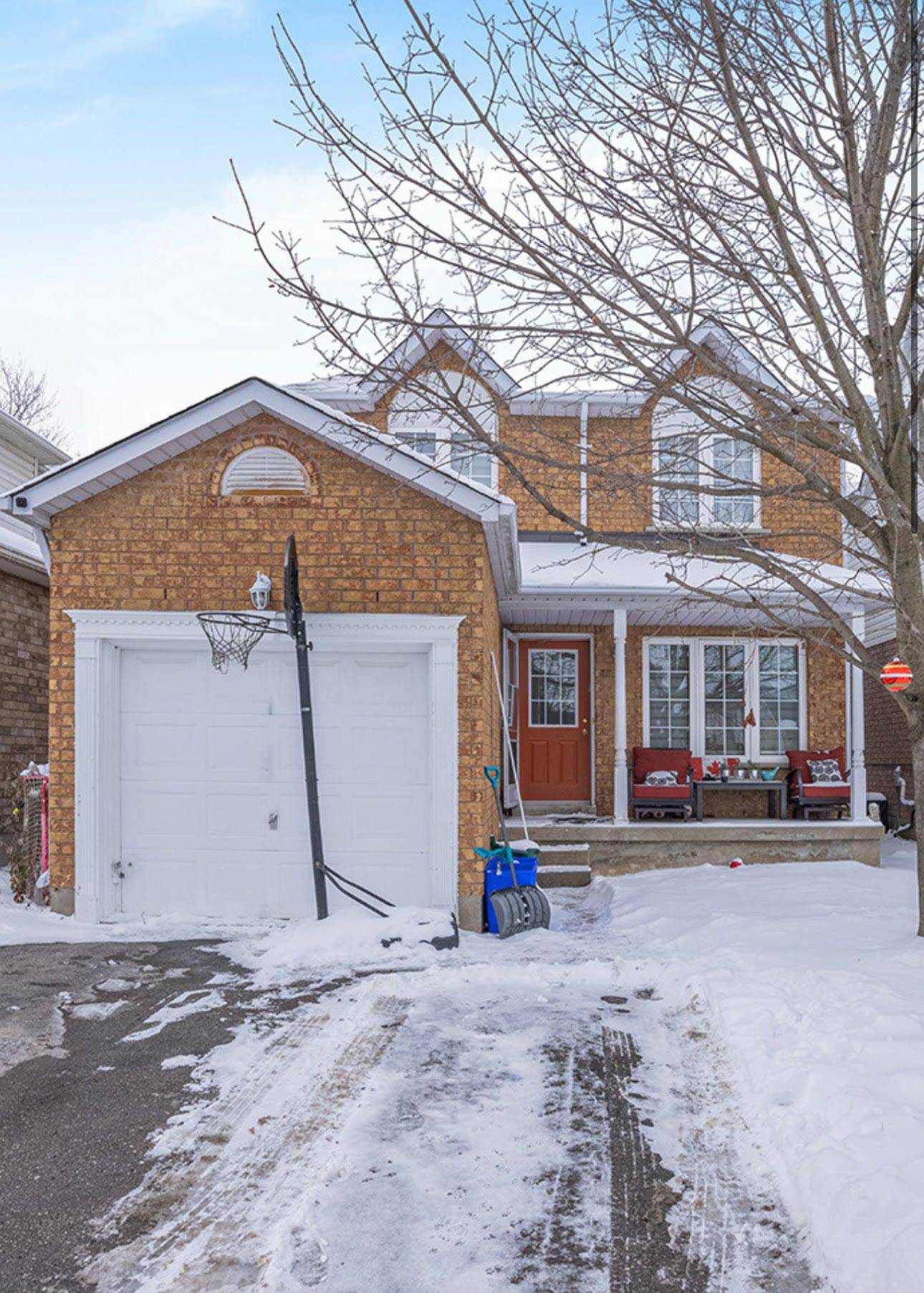 Oshawa, ON L1G 8C4,1891 Dalhousie CRES
