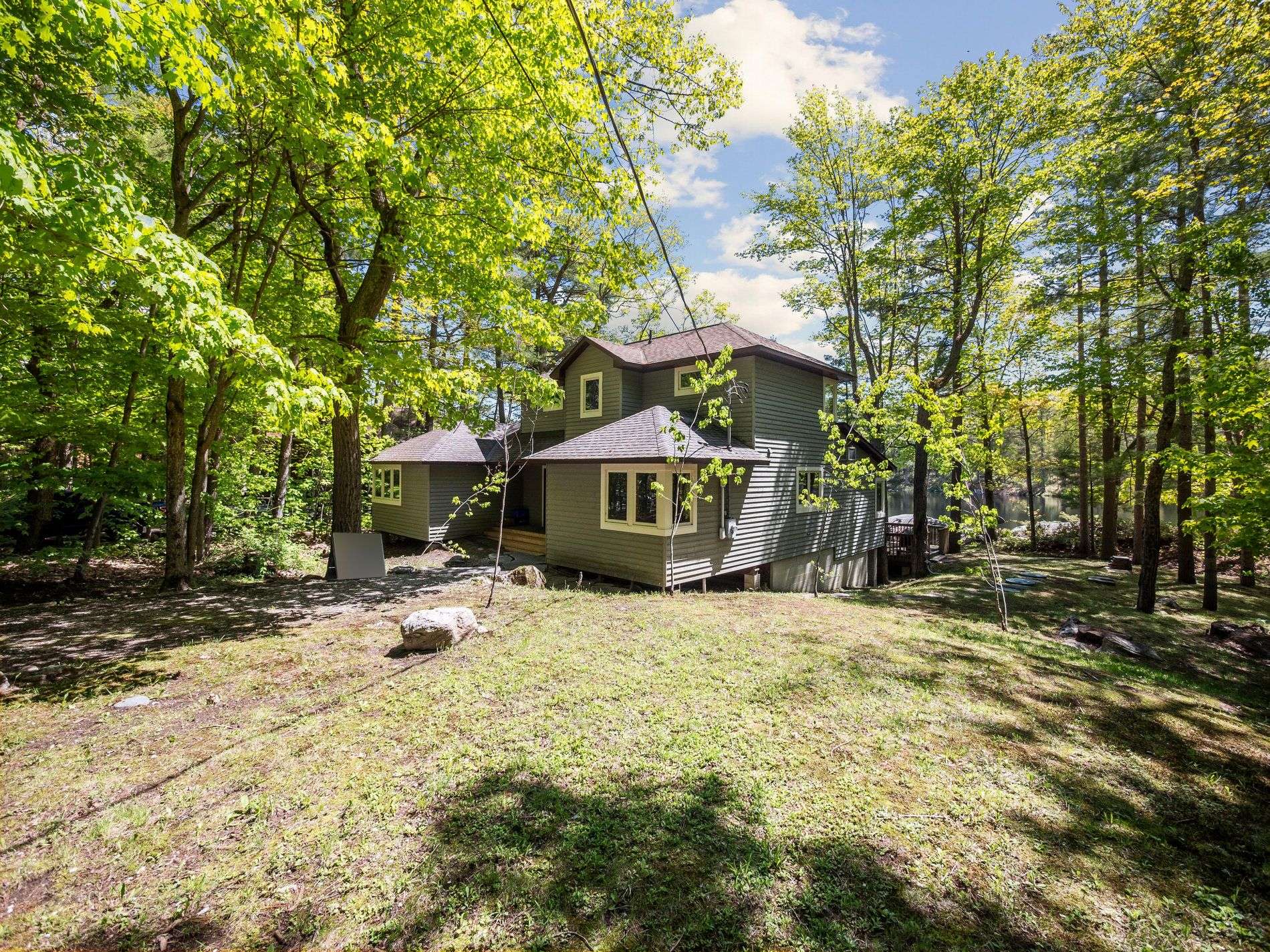 Gravenhurst, ON P1P 1R2,82 Pinetree RD