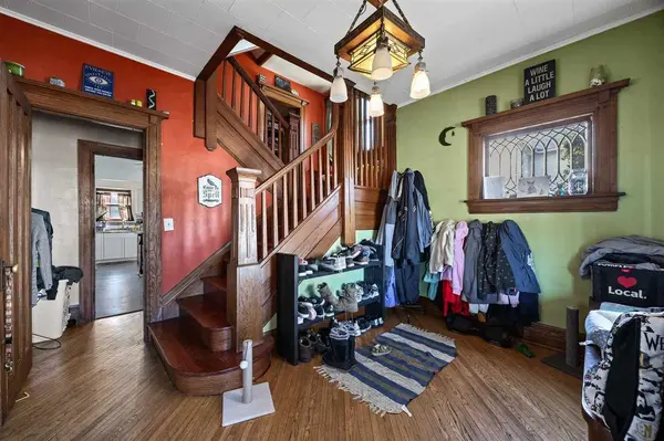 West Liberty, IA 52776,518 E 4th Street