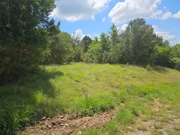 Cleburne, TX 76033,8413 Retreat Boulevard