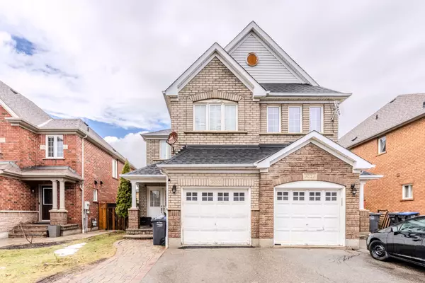 #BSMT 3025 Owls Foot DR, Mississauga, ON L5M 6W5