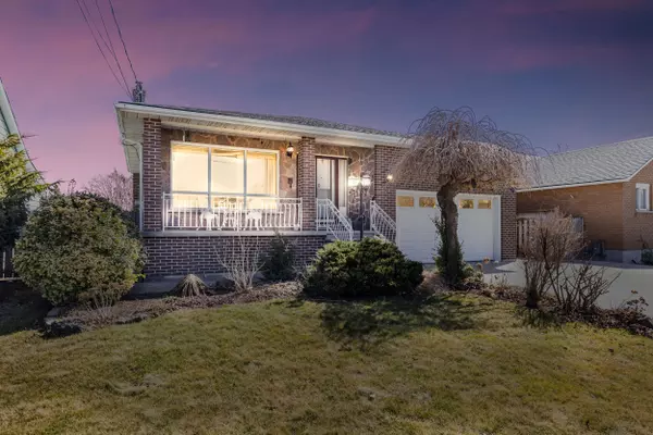 212 Margaret AVE, Hamilton, ON L8E 2H8