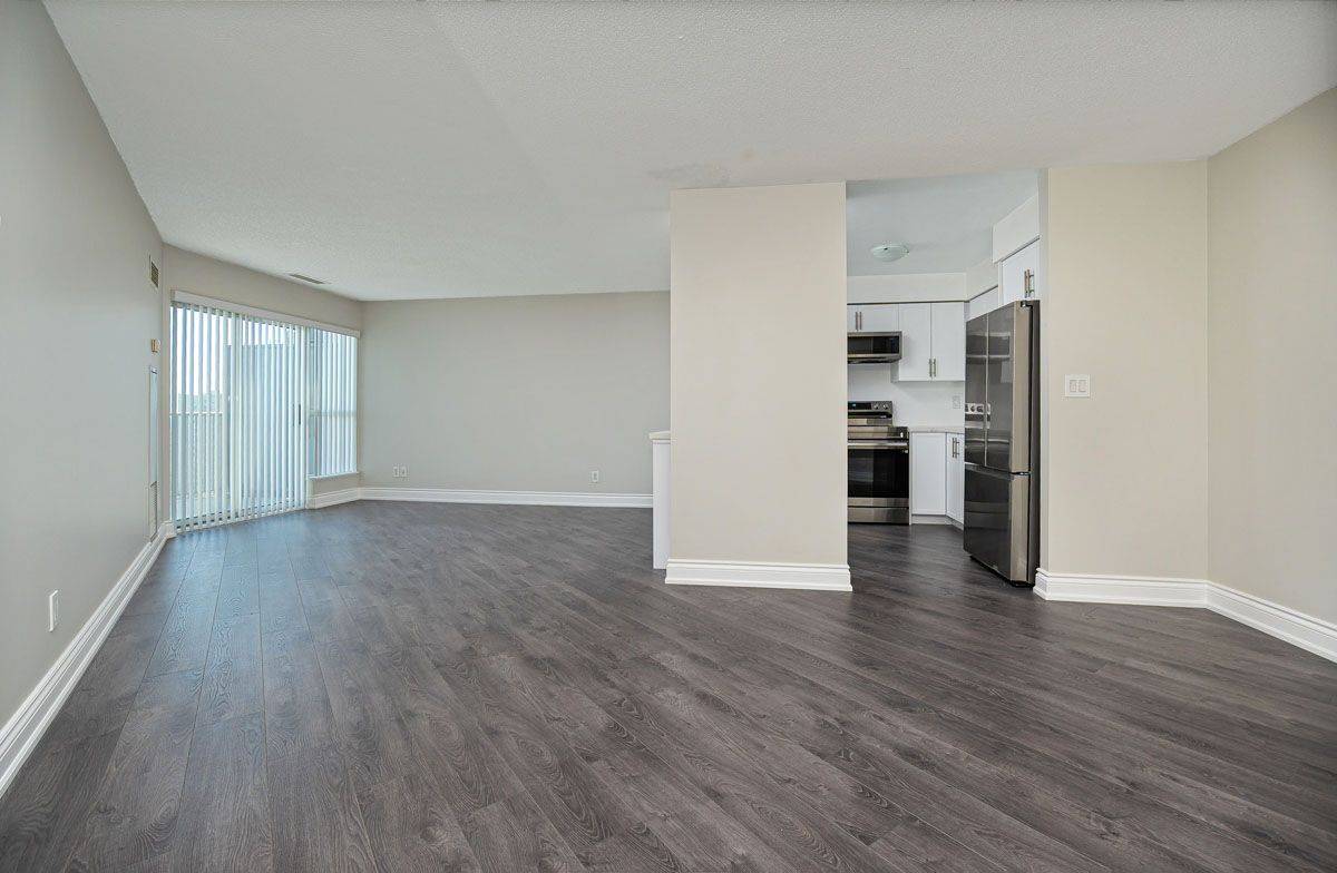 Richmond Hill, ON L4B 0B1,185 Oneida CRES #Ph20