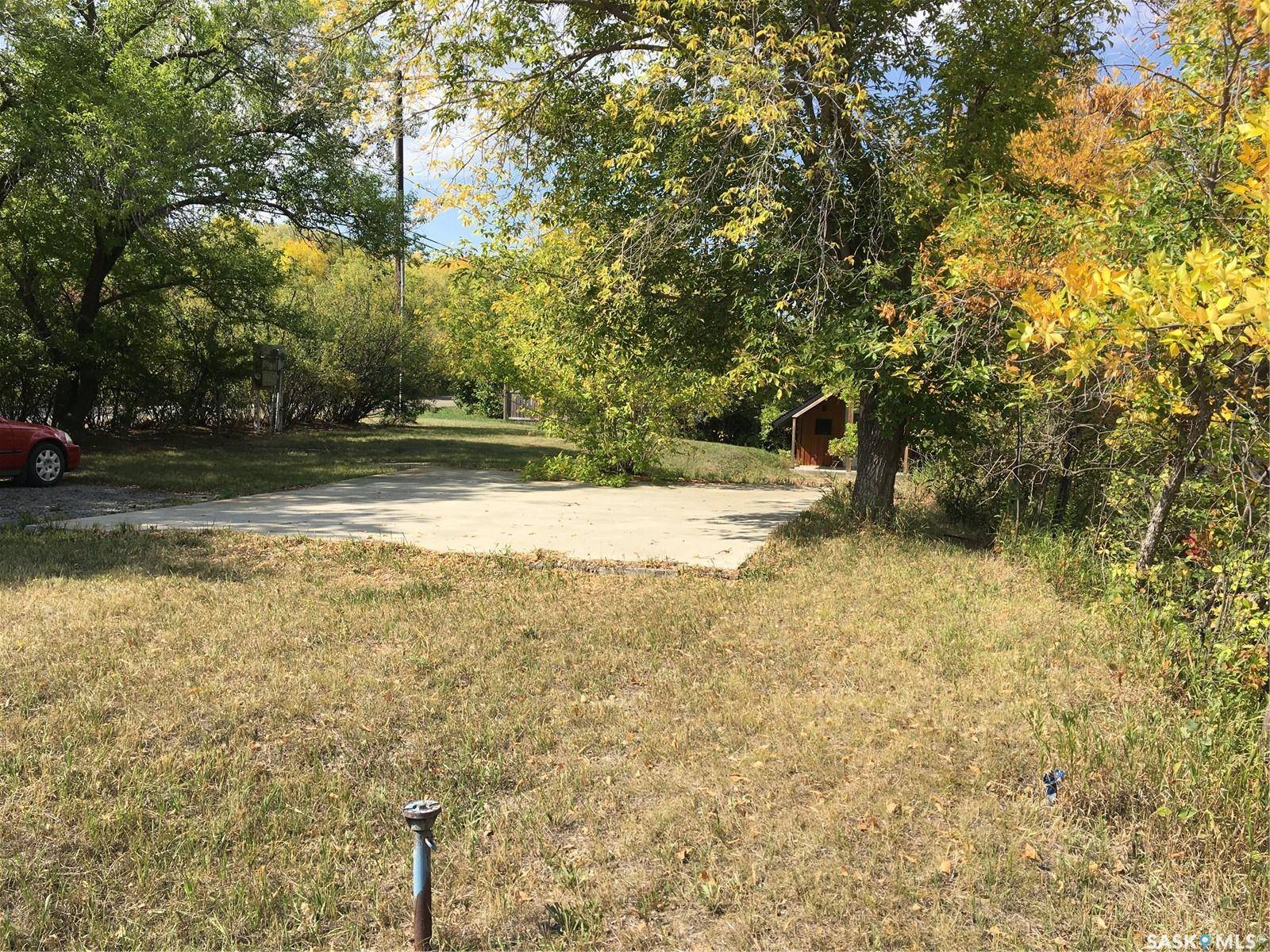 Regina Beach, SK S0G 4C0,464 13th STREET E