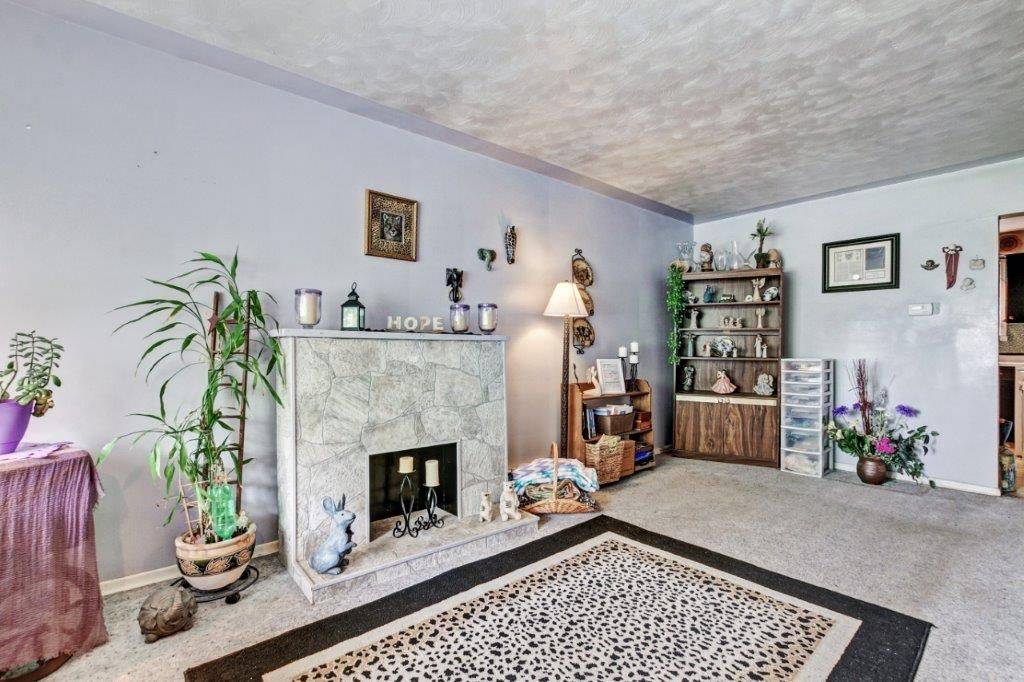 Norfolk, ON N3Y 2J7,27A WARREN RD