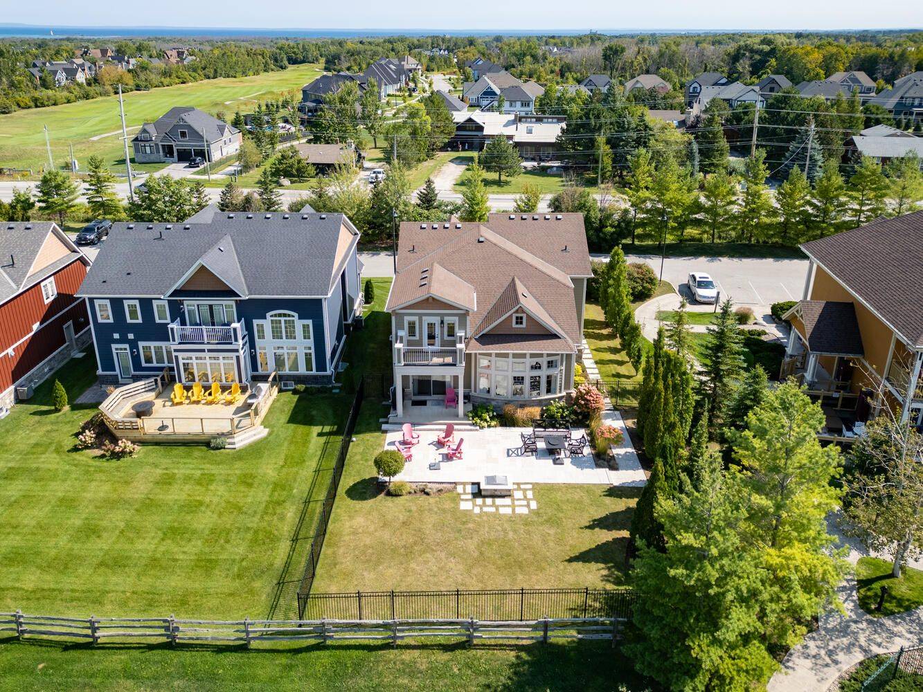 Blue Mountains, ON L9Y 1V0,277 JOZO WEIDER BLVD #902