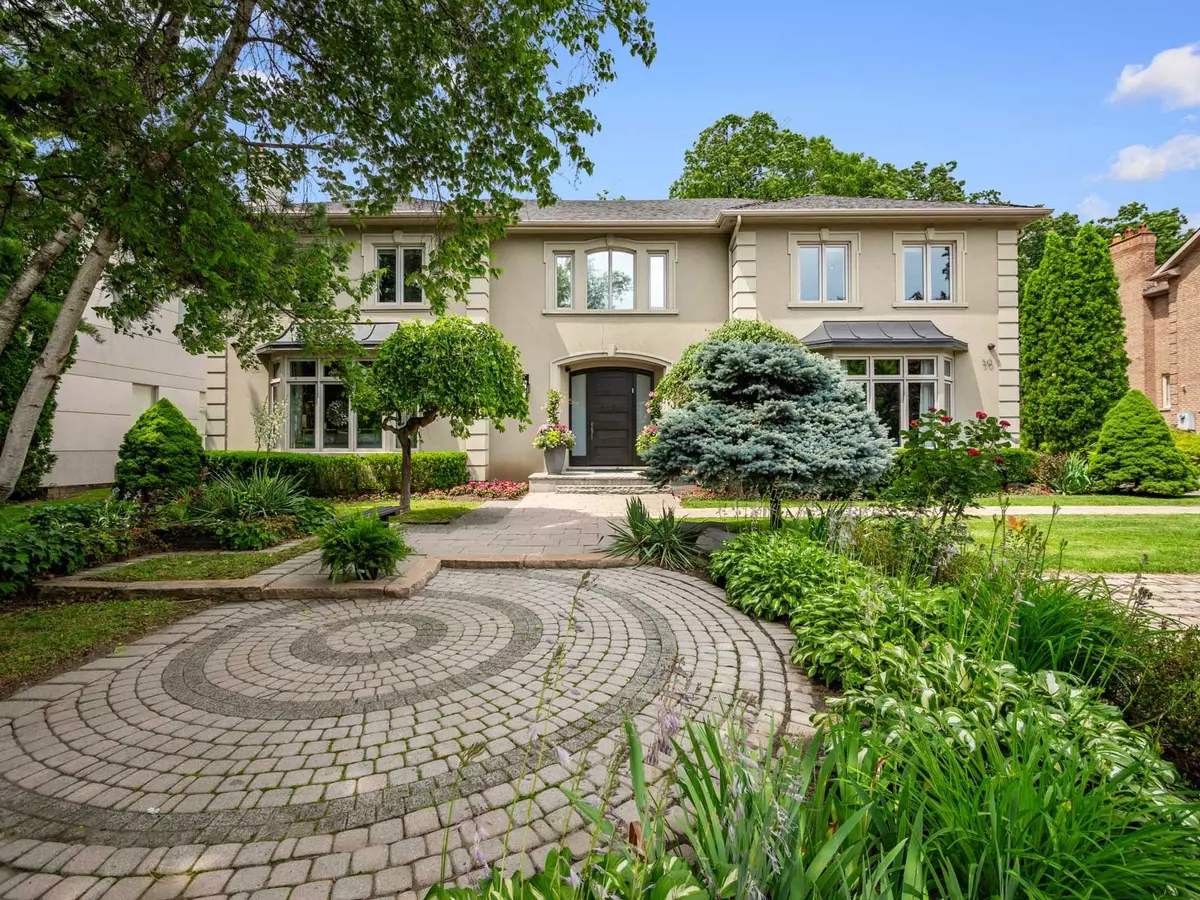 Vaughan, ON L4J 7W4,50 Renaissance CT