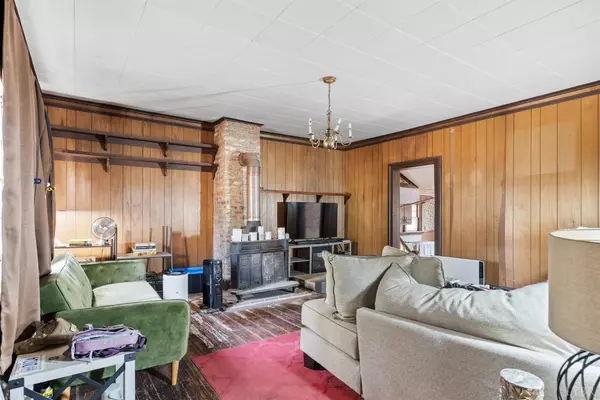 Crewe, VA 23930,196 Carson Ln.