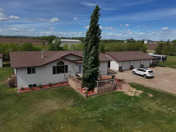 64033 Township Road 720, Grande Prairie, AB T8X 4K4