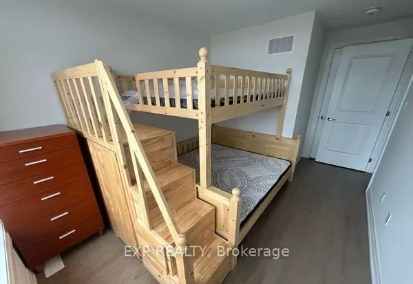 21 Jack Carson DR #Room 2, Markham, ON L6B 1R8