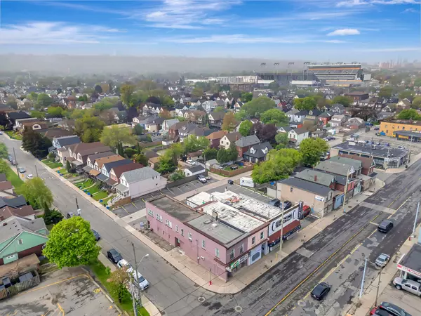 Hamilton, ON L8L 3C5,942-950 Barton ST E