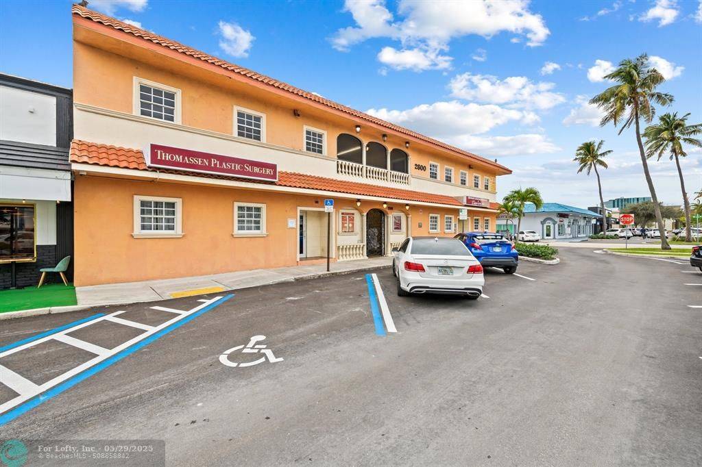 Fort Lauderdale, FL 33308,2800 E Commercial Blvd  #212