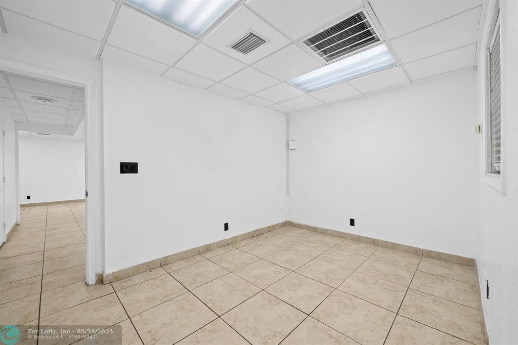 Fort Lauderdale, FL 33308,2800 E Commercial Blvd  #212