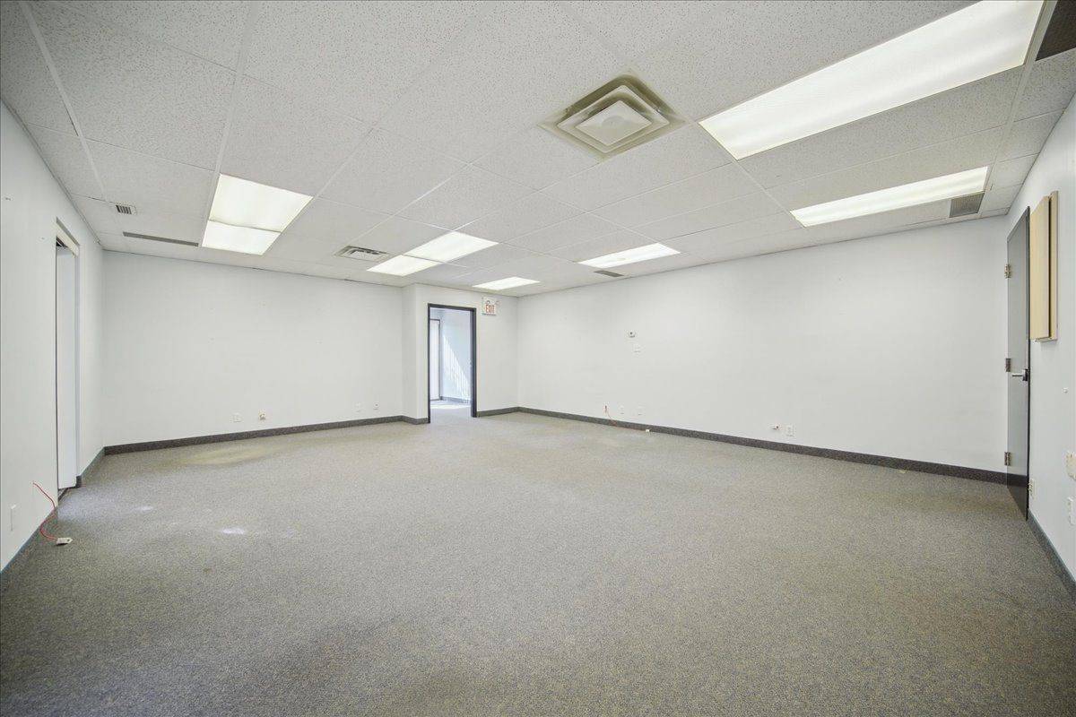Burlington, ON L7R 2E3,2289 Fairview ST #429