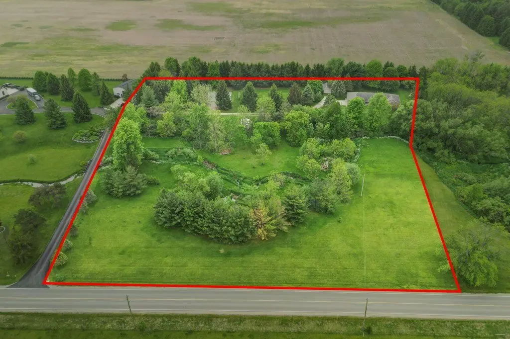 Middlesex Centre, ON N0M 2A0,24317 Coldstream RD