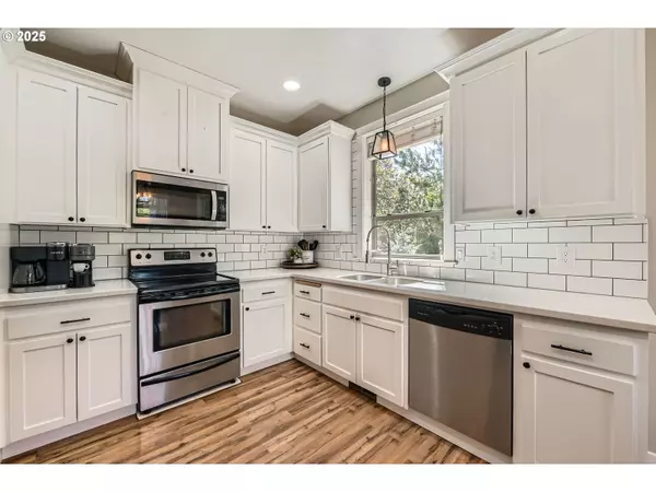 Carlton, OR 97111,607 E KENNEDY CT