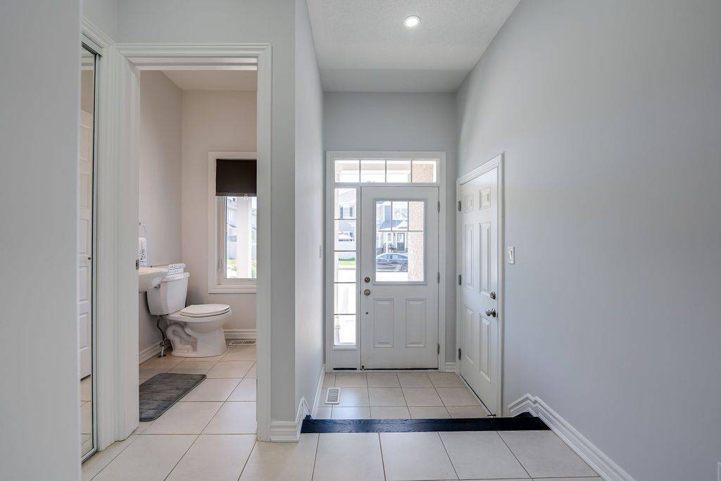 Orleans - Cumberland And Area, ON K4A 1C8,602 Monardia WAY