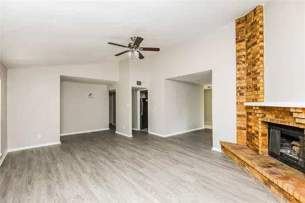 Desoto, TX 75115,628 Nora Lane