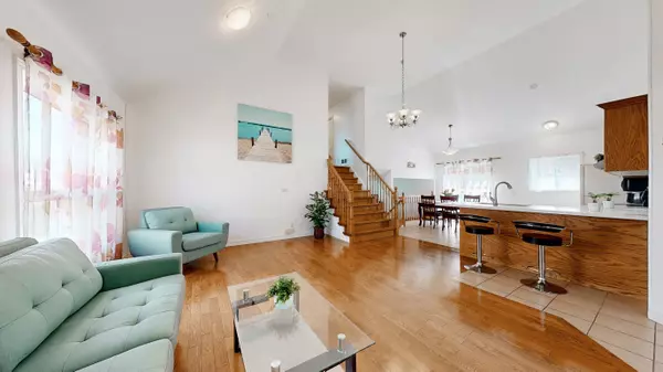 Waterloo, ON N2T 2T5,402 Woodrow DR