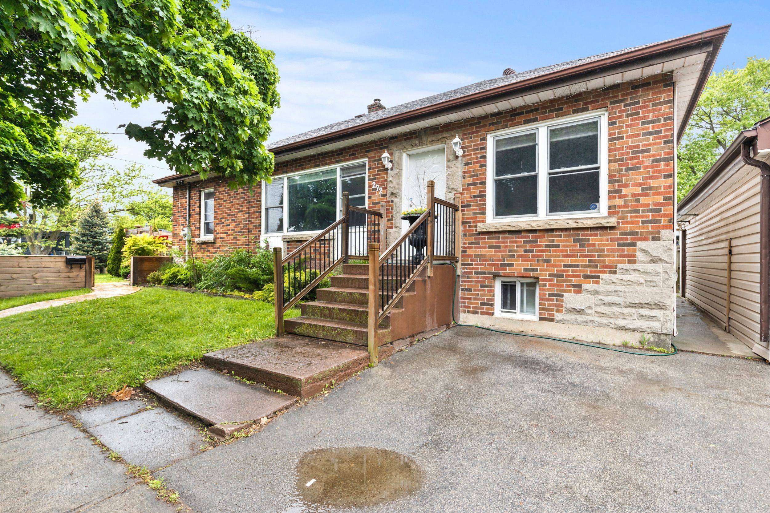 Welland, ON L3B 1R6,272 Wallace AVE S