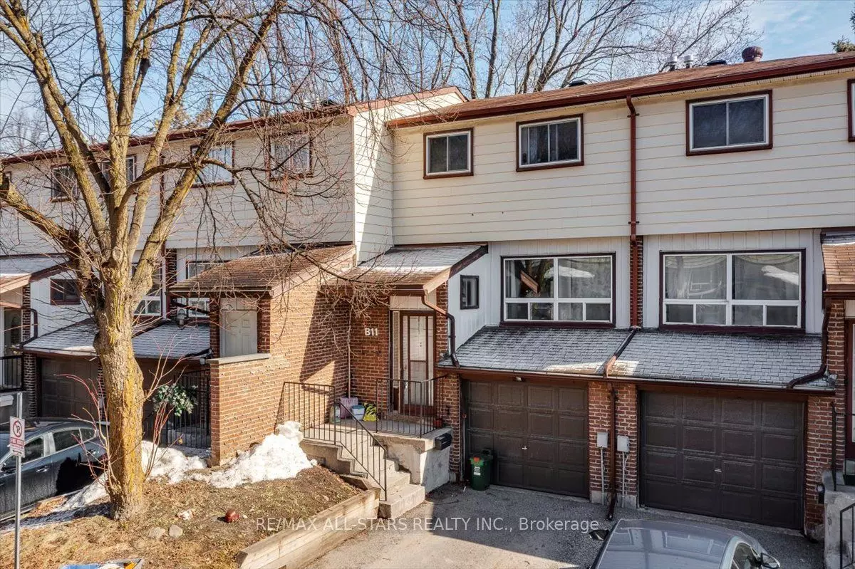 Barrie, ON L4M 5C4,63 Ferris LN #B11