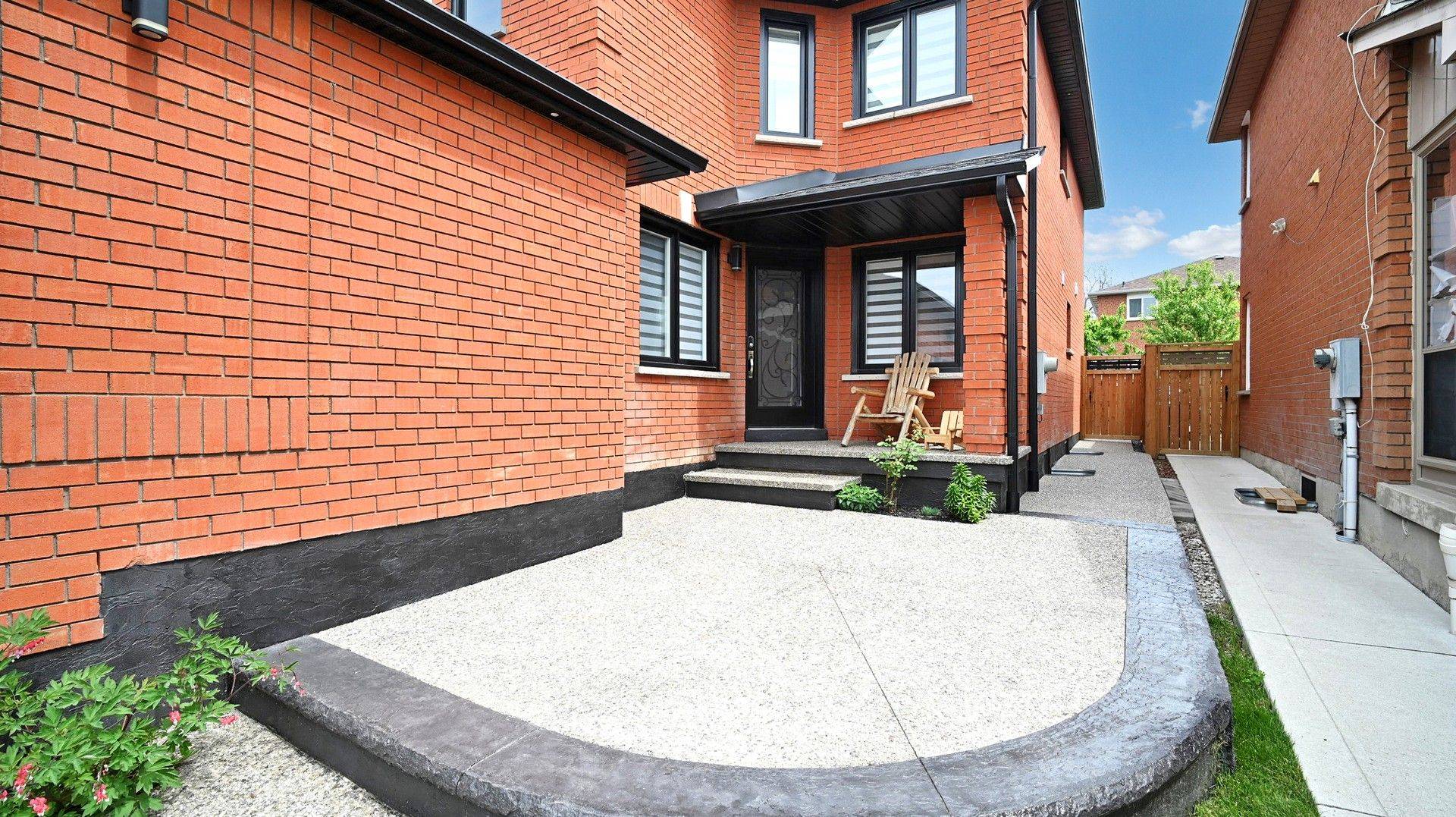 Mississauga, ON L5M 4Z6,5963 Cherrywood PL