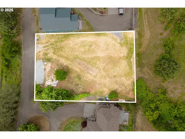 1140 ARBURNIA ST, Myrtle Creek, OR 97457
