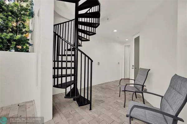 Boca Raton, FL 33432,425 N Ocean Boulevard #3