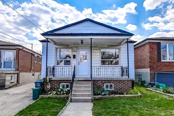 1064 Westmount AVE #Upper, Mississauga, ON L5E 1X4