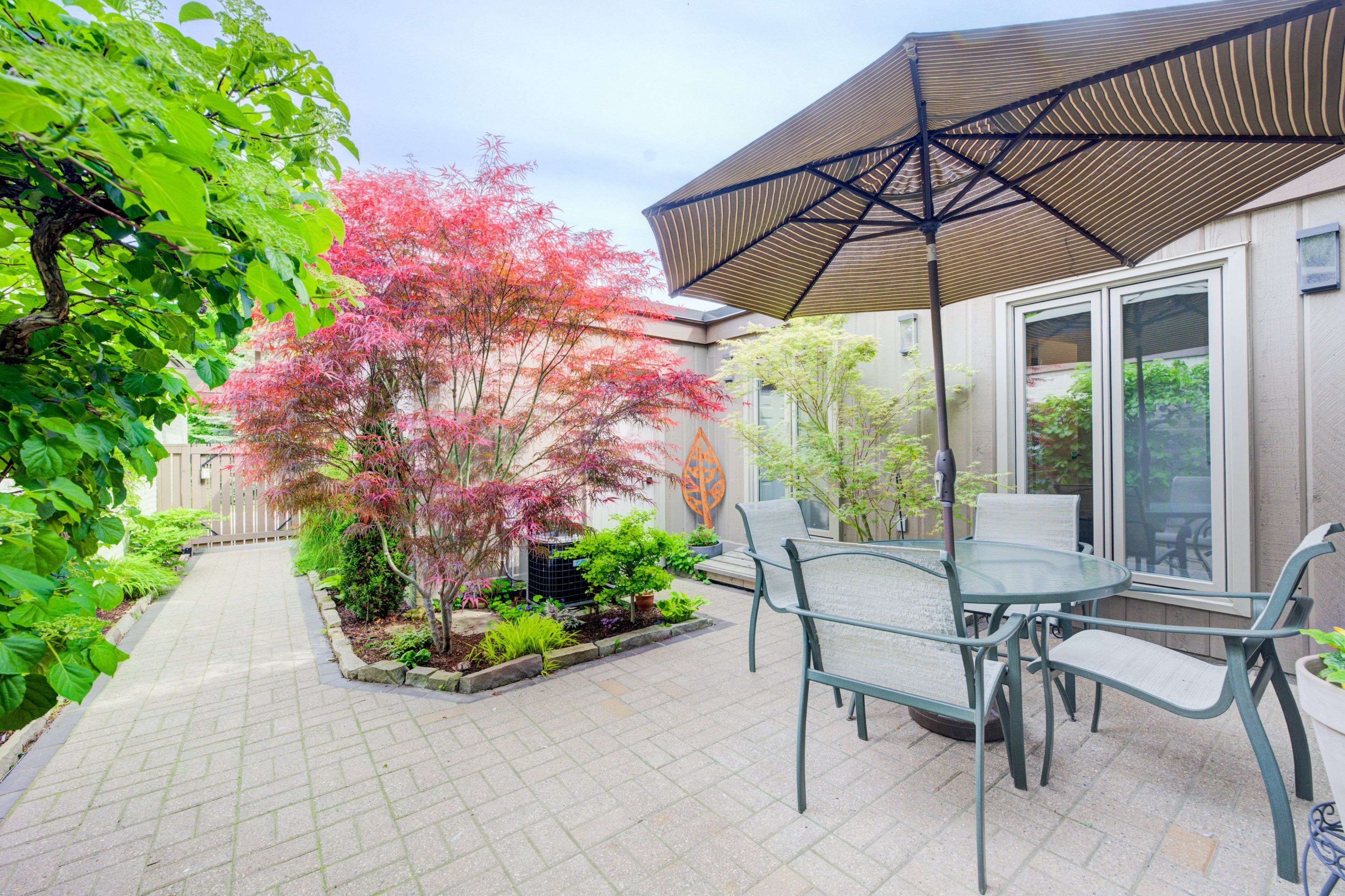 Waterloo, ON N2L 5B8,267 Old Post RD