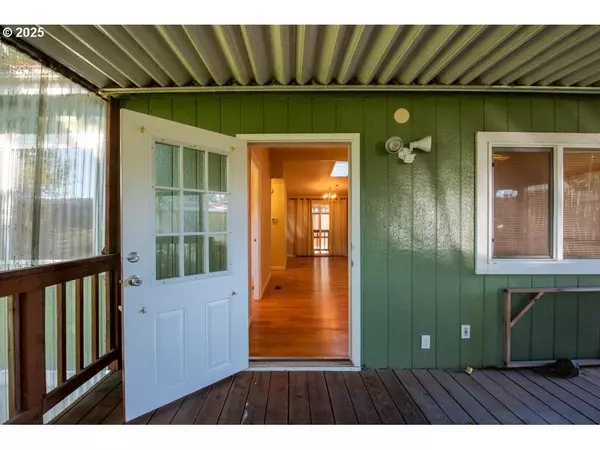 Springfield, OR 97478,5335 MAIN ST #214
