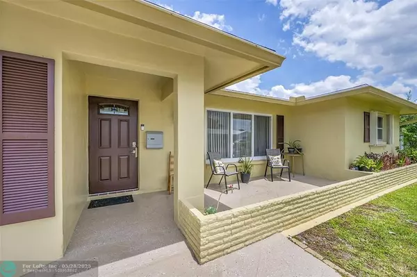 Tamarac, FL 33321,5718 NW 68 AVE