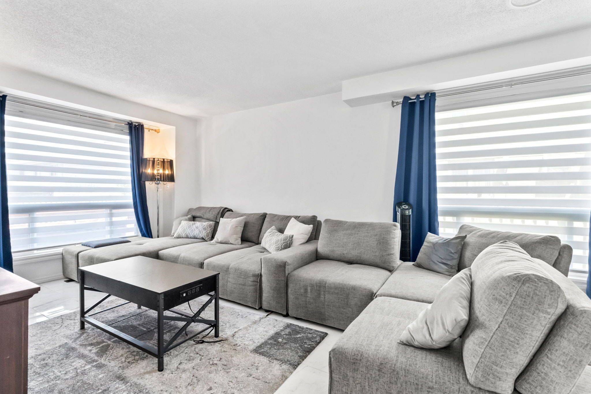 Oshawa, ON L1J 8A8,1058 Renaissance DR