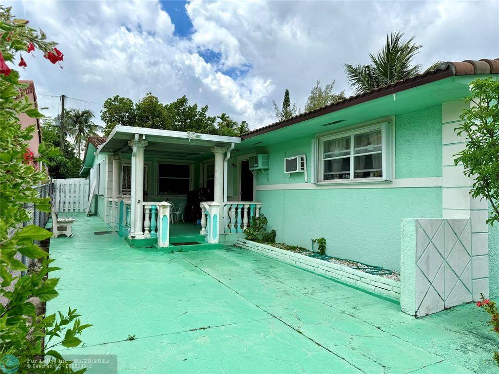 Miami, FL 33138,430 NE 75th St