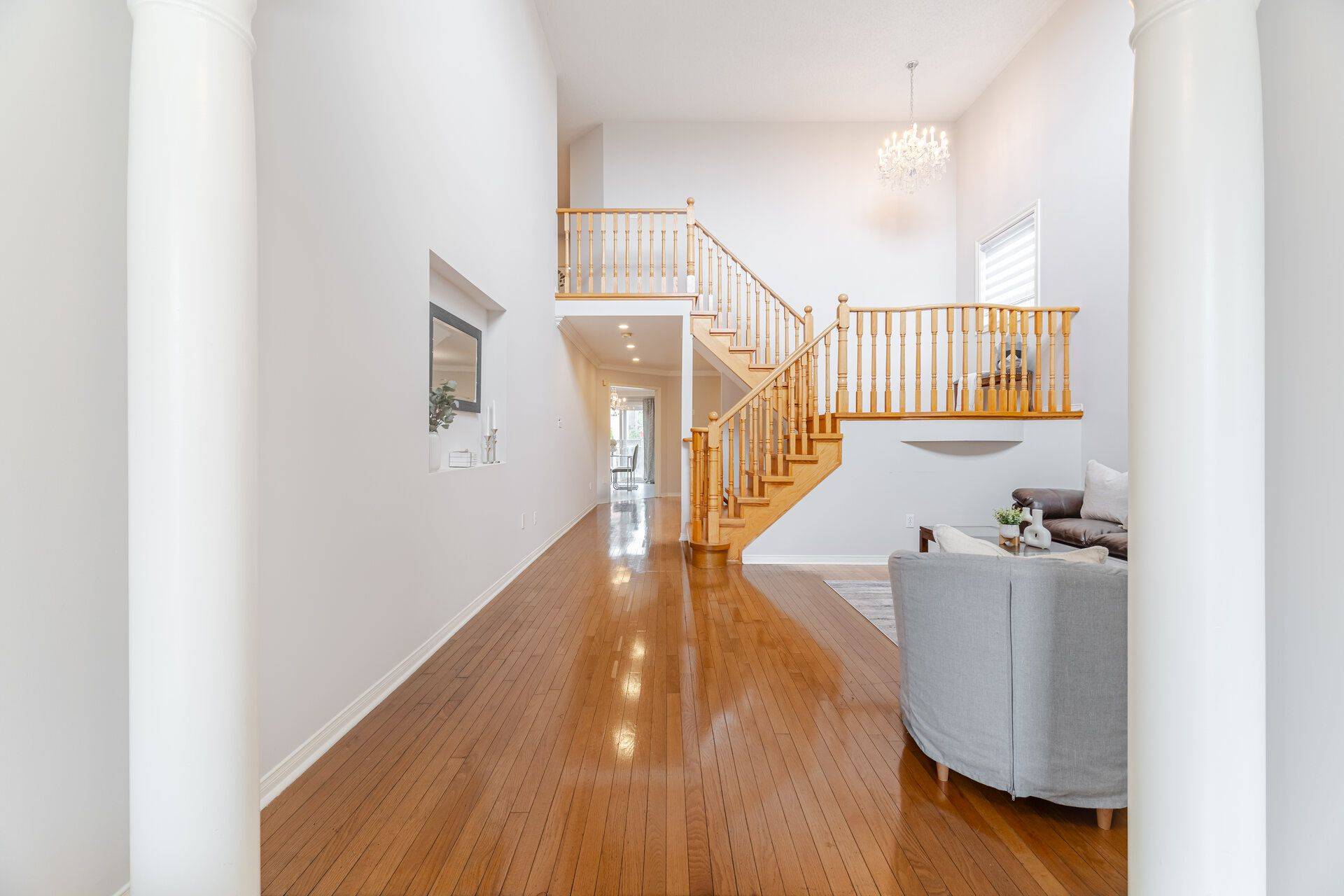 Burlington, ON L7L 7C6,5467 Blue Spruce AVE