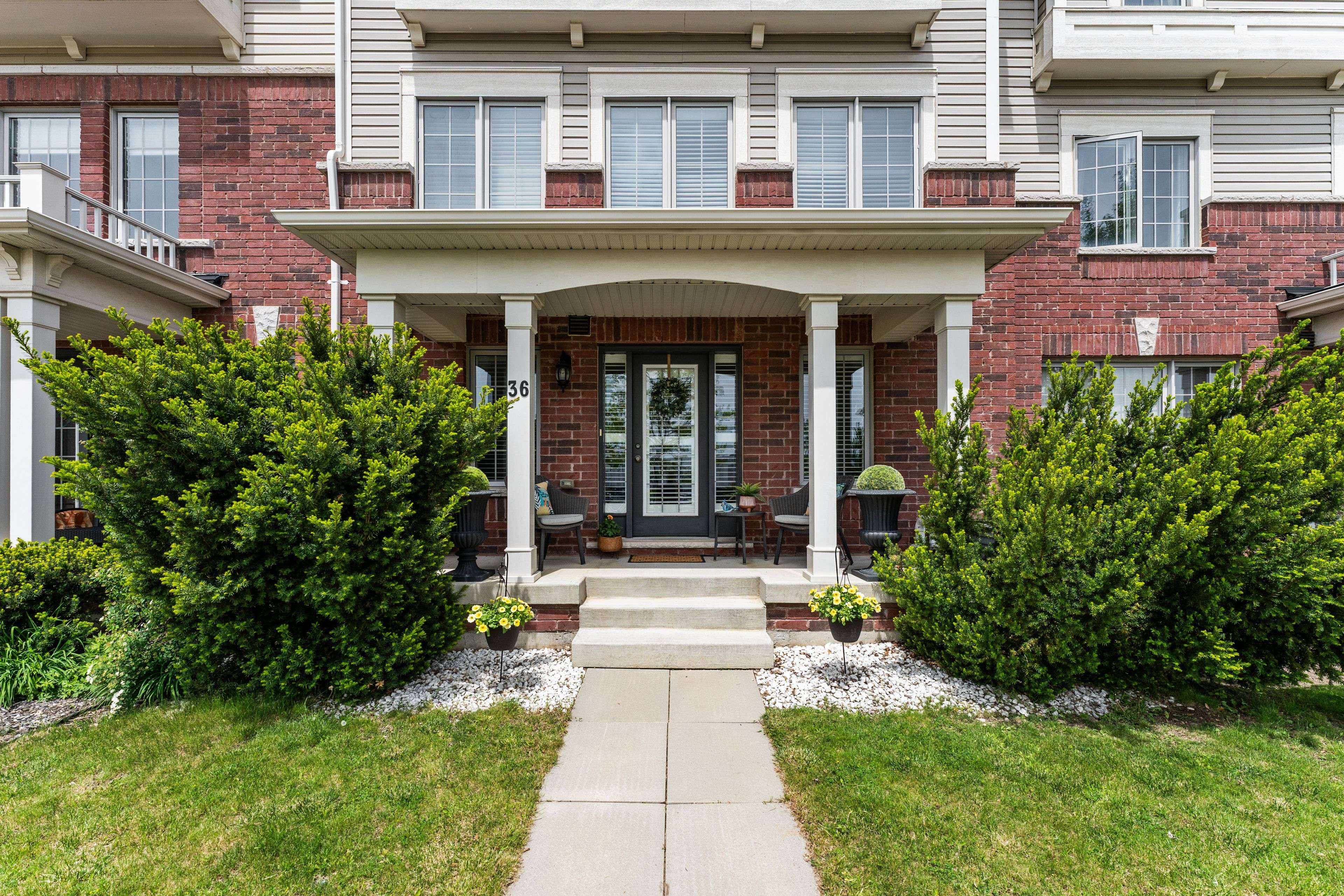Caledon, ON L7C 3S2,36 Mcdevitt LN