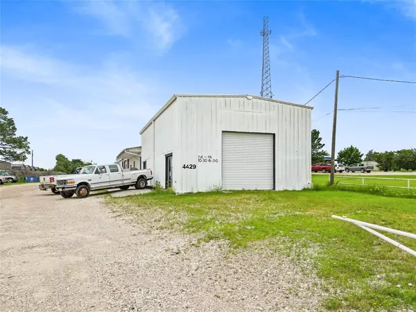 Corsicana, TX 75110,4429 W State Highway 31