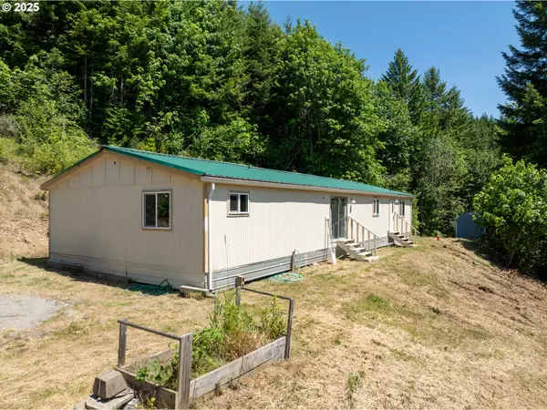 5530 LEWIS RIVER RD, Ariel, WA 98603
